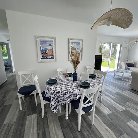 Les Rudali Newport Villa *