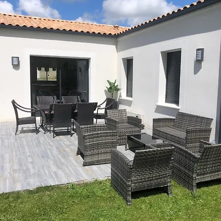 Villa Les Rudali Newport *