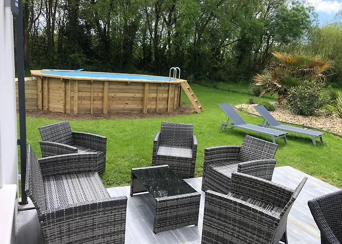 فيلة Les Rudali Newport *